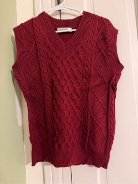 Red Cable Knit Sweater Vest Small
